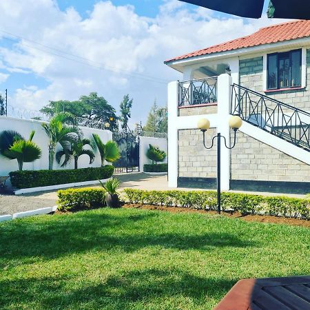 קיסומו Sofitel 3 Bedrooms Own Compound Mamboleo מראה חיצוני תמונה