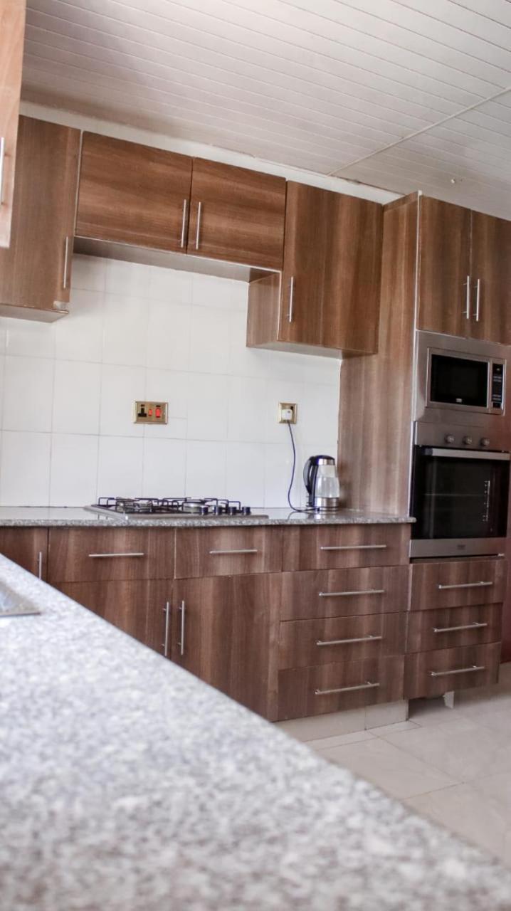 קיסומו Sofitel 3 Bedrooms Own Compound Mamboleo מראה חיצוני תמונה