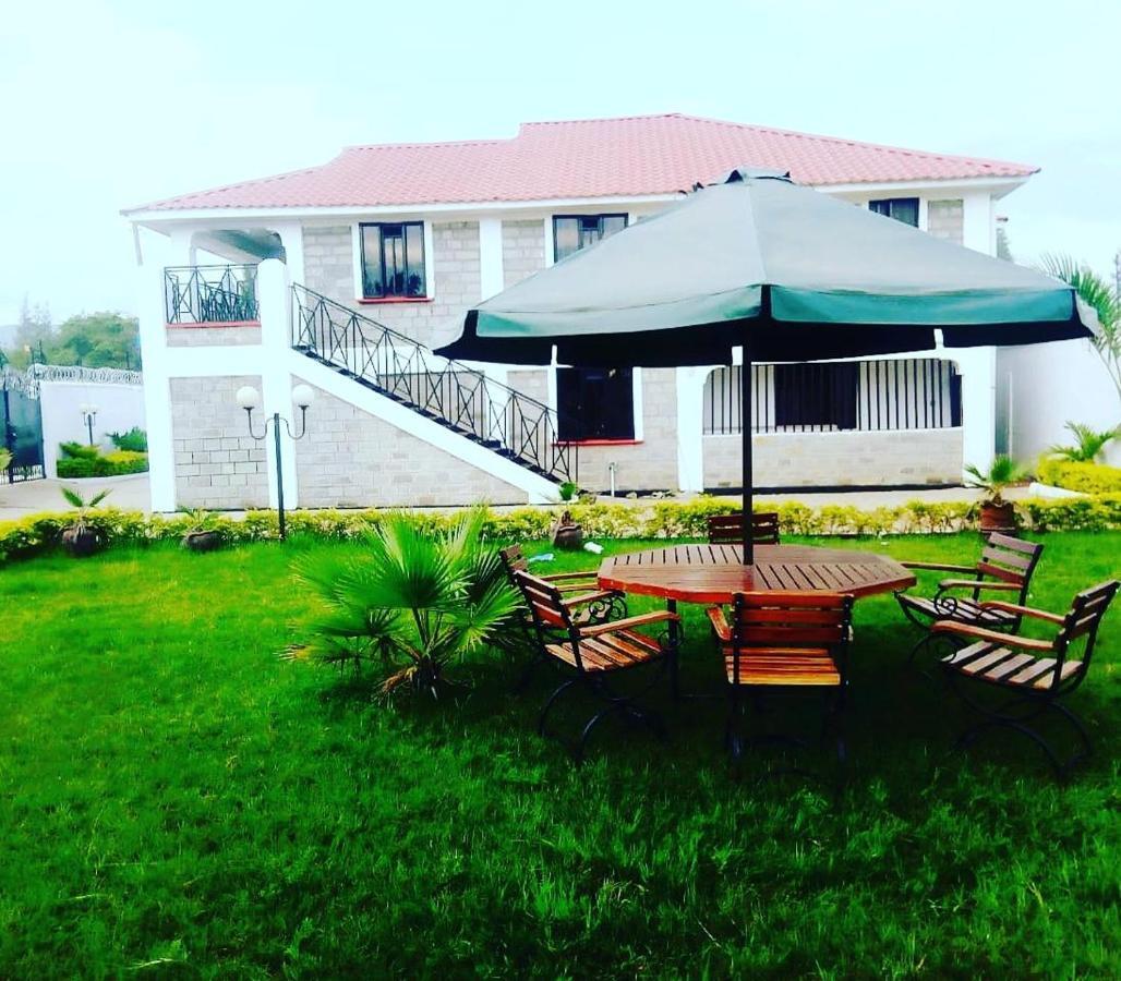קיסומו Sofitel 3 Bedrooms Own Compound Mamboleo מראה חיצוני תמונה